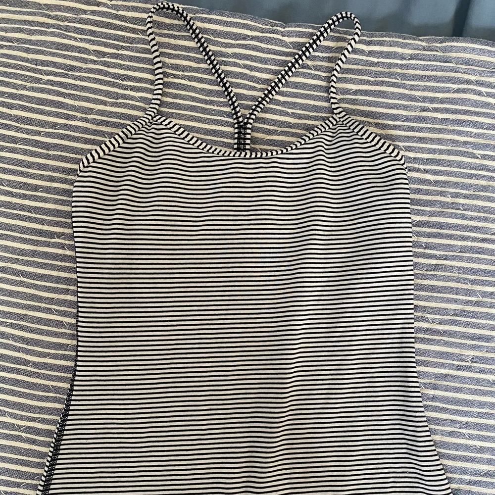 Lululemon tank